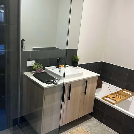 Luxe Cosy Room In Beechboro Perth Exterior photo